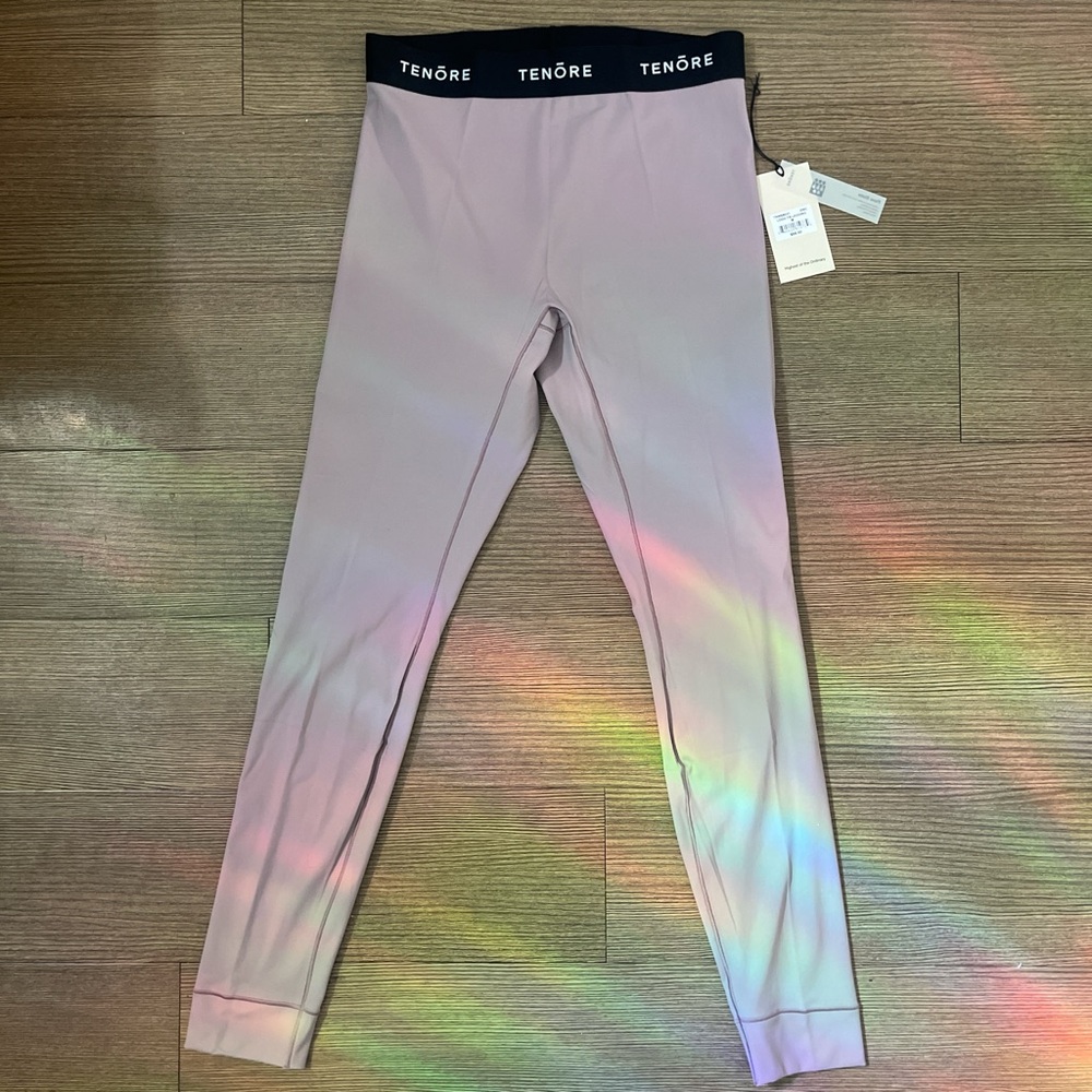 Tenore pink leggings size M
Brand new